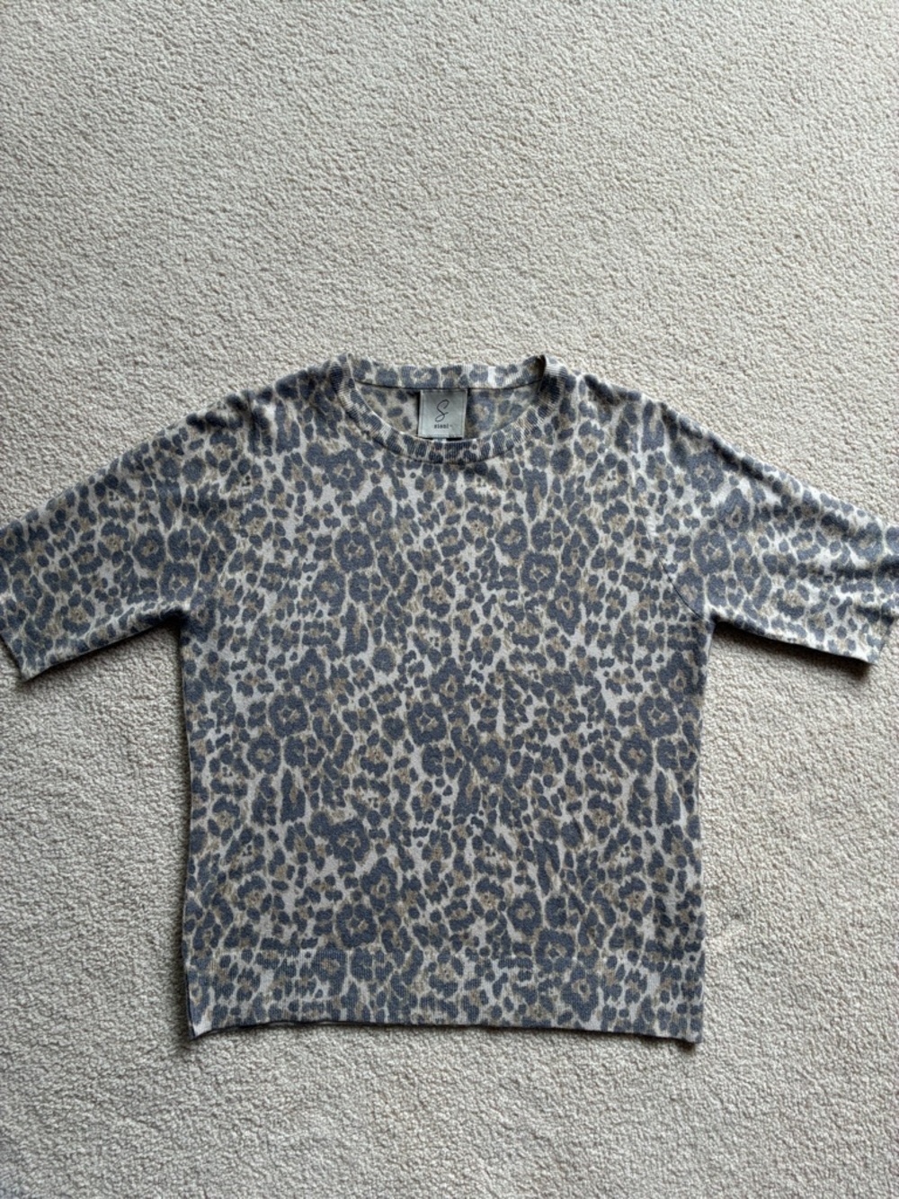 Leopard Print Short Sleeve Top